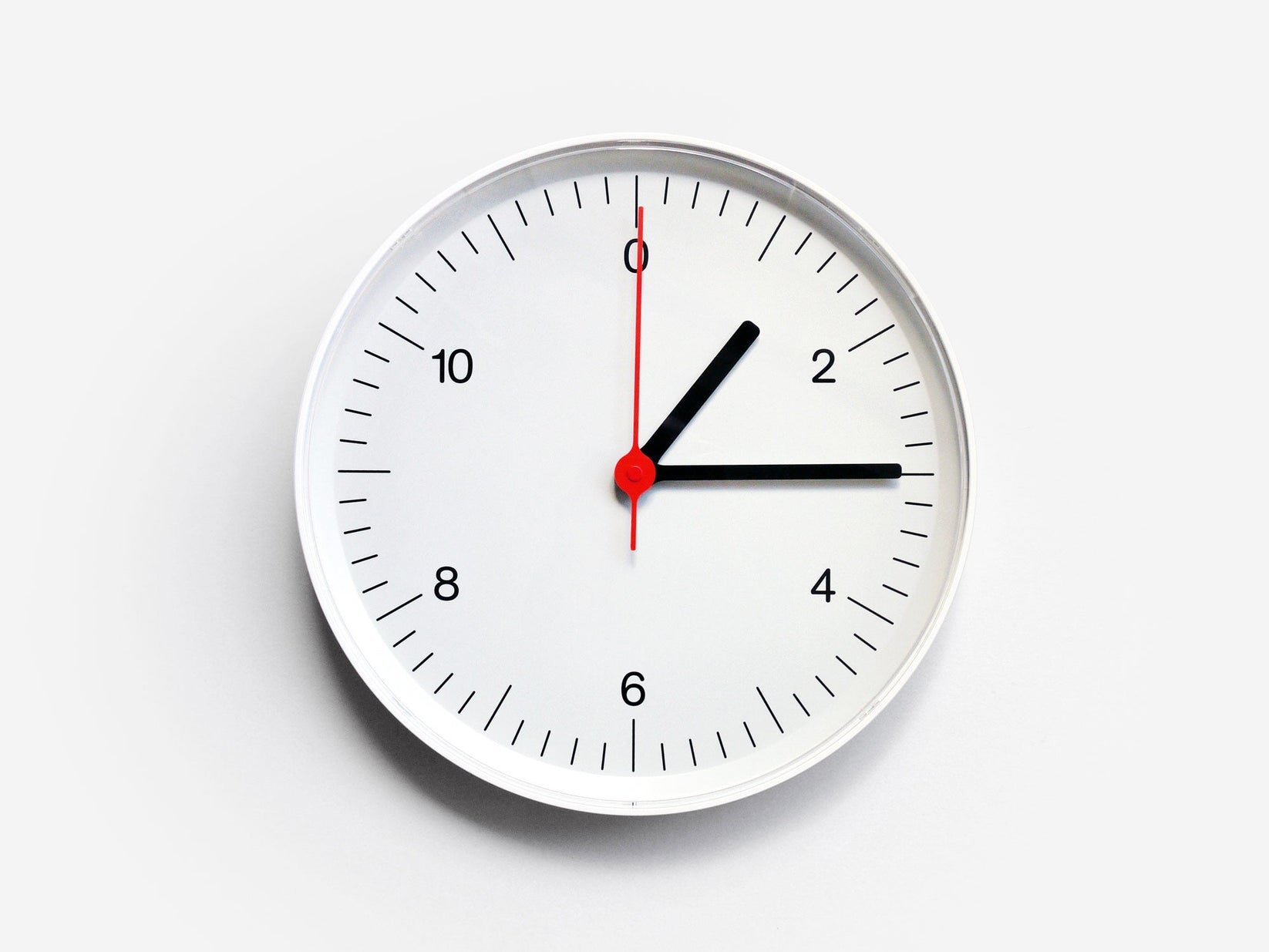 Simple Wall Clock – Present & Correct