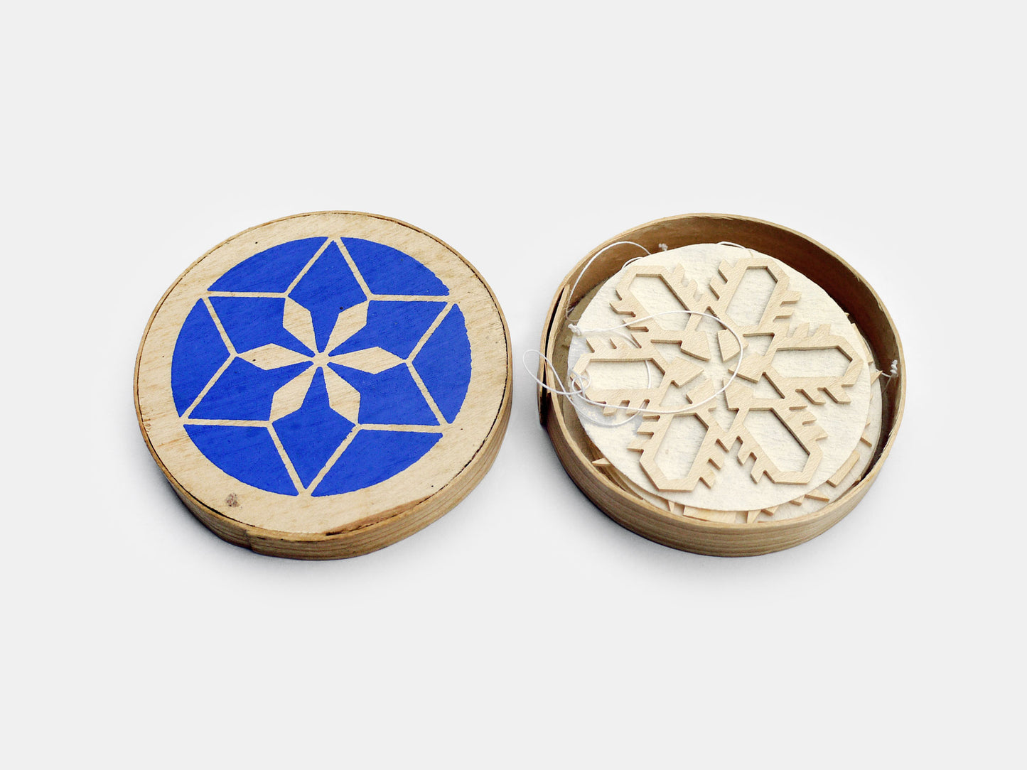 DDR Wooden Snowflakes