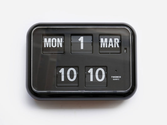 24 Hour Clock/Calendar