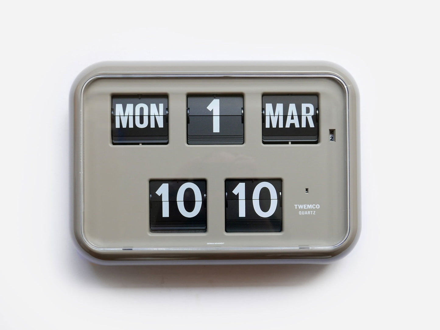 24 Hour Clock/Calendar